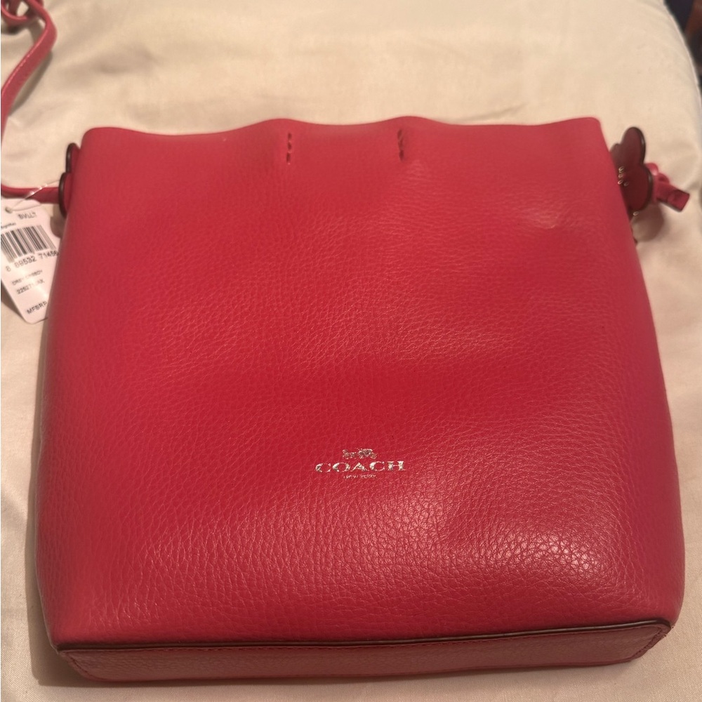 Coach Crossbody Bag in Bright Red Pebble Leather - Picture 2 of 4